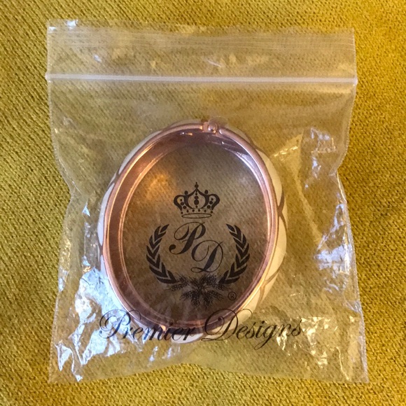 Premier "Rosie" Rose Gold and Enamel Bracelet - Picture 8 of 8